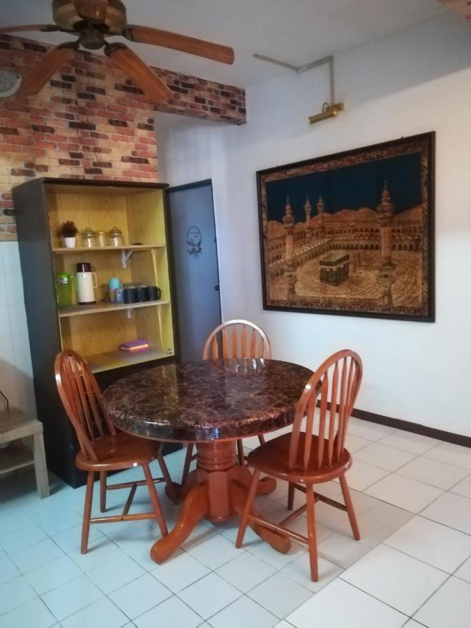 Hagia Medina Muslims Guesthouse بورت ديكسون المظهر الخارجي الصورة